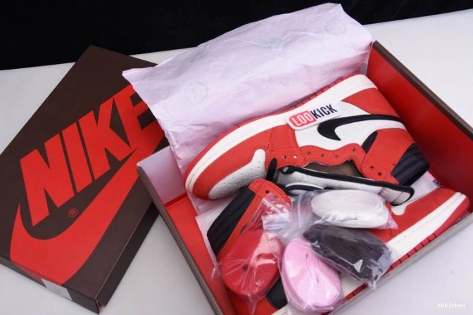 Reps TBK RETRO - AIR JORDAN HIGH 100(RED) X 1 SCOTT CD4487 TRAVIS OG 0701